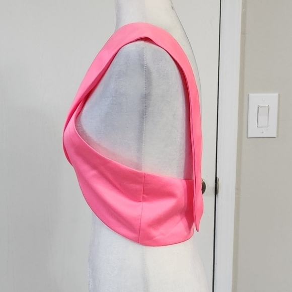 Superdown Alondra Halter Wrap top - Picture 6 of 14